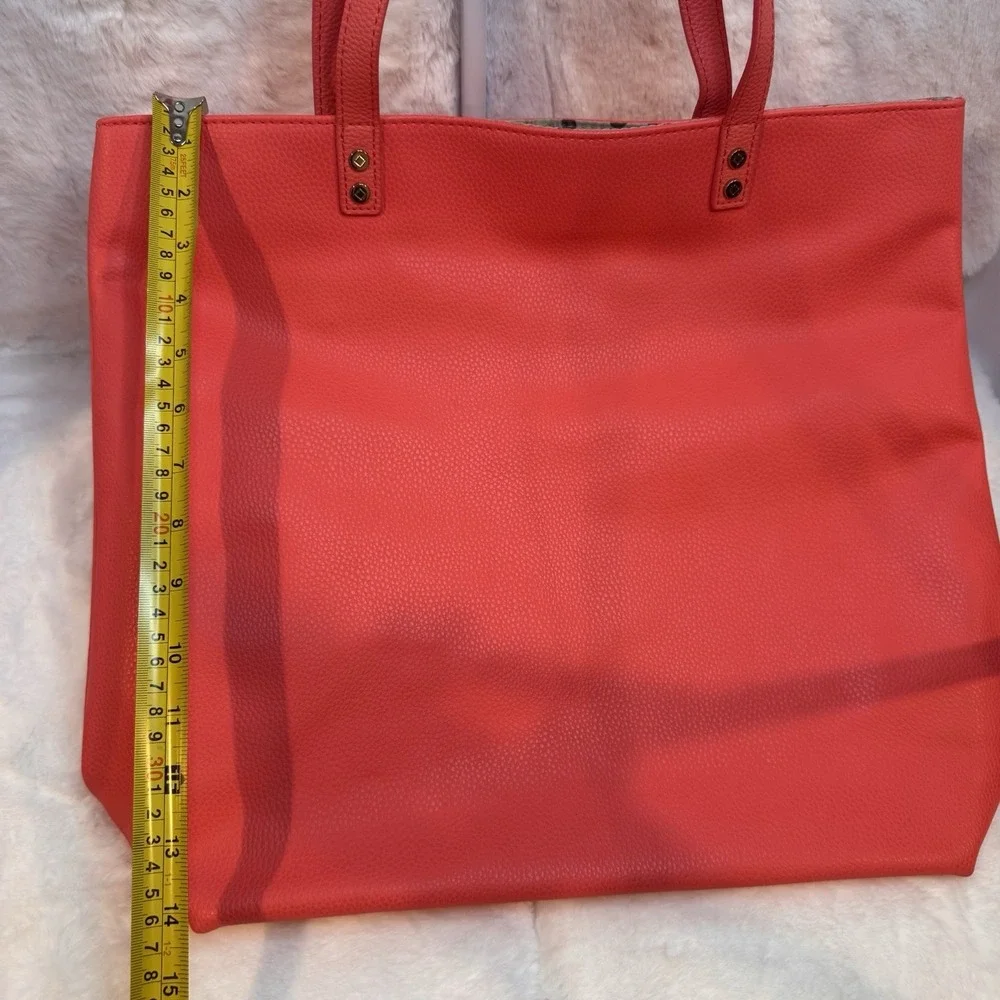 Thirty One Jewell ~ Calypso Coral ~ Around Town Tote  ~ Women's Purse Tote Bag